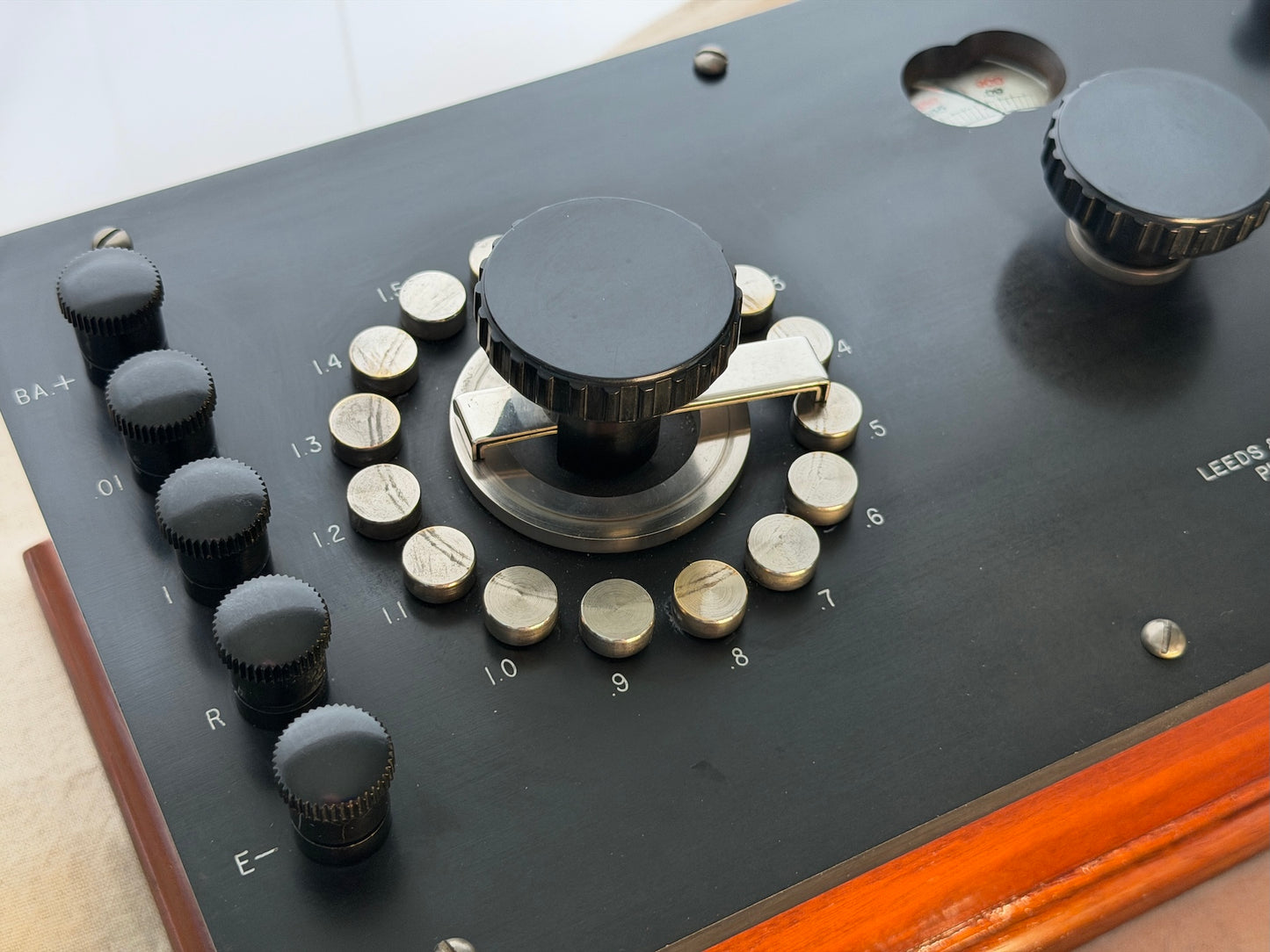 Best Gift - Restored Vintage Display Piece - N&L 7651